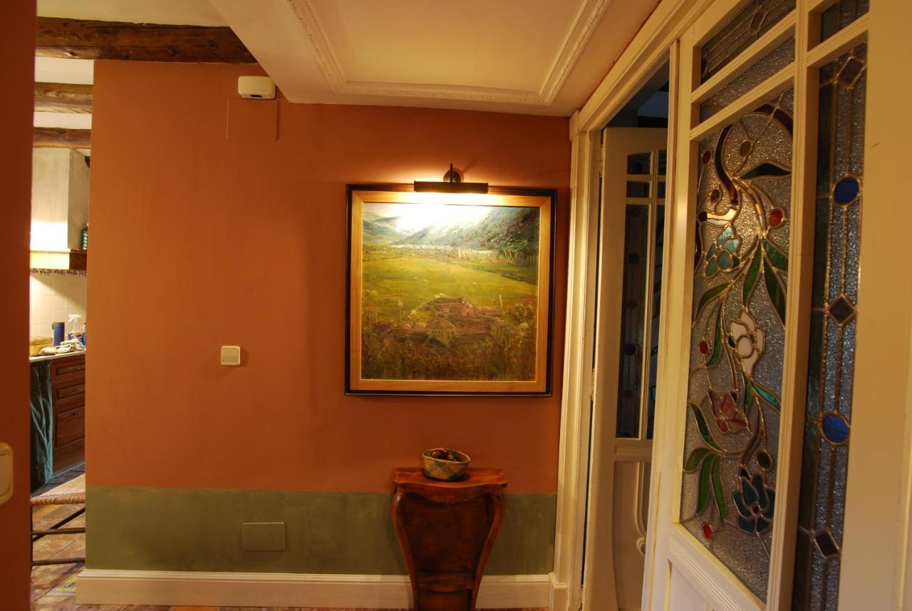 Vila Casa Maria Berna Sarvisé Exteriér fotografie